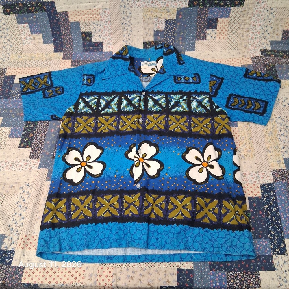 True Vintage 60s Penneys Hawaii Aloha Shirt Mens L Blue Hibiscus Floral Crackle